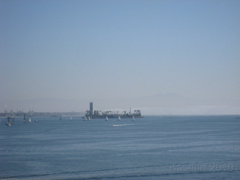 Queen Mary 2010 0245.JPG - Another of the islands.. Catalina?